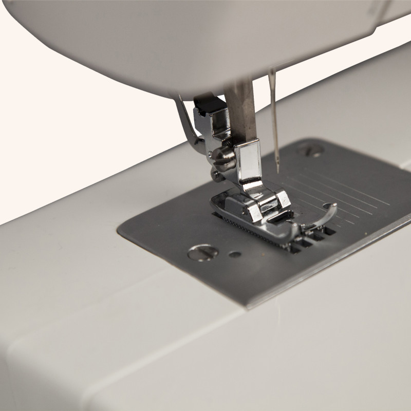 Machine à coudre Singer Initiale