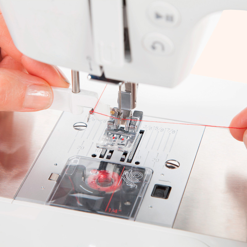 Machine à coudre Singer Featherweight C240