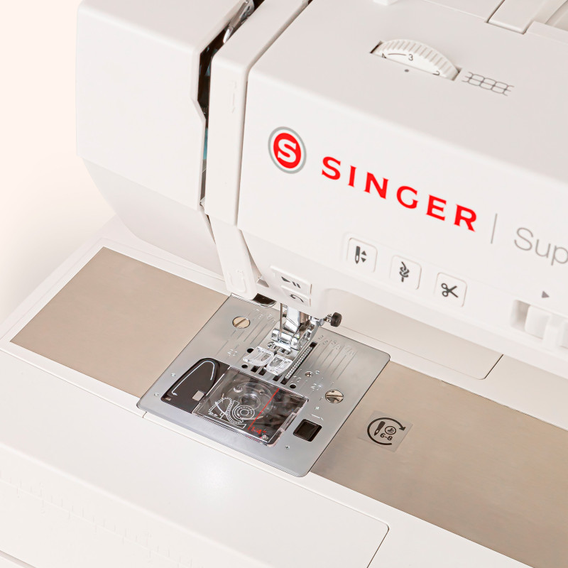 Machine à coudre Singer Supera F687C