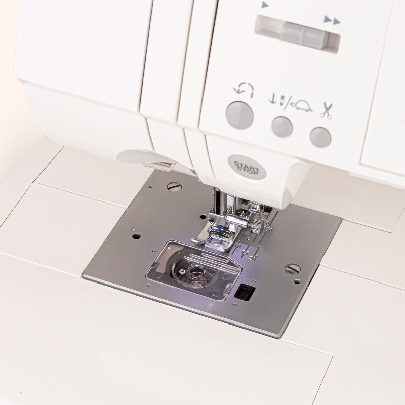 Machine à coudre Singer Futura 4300