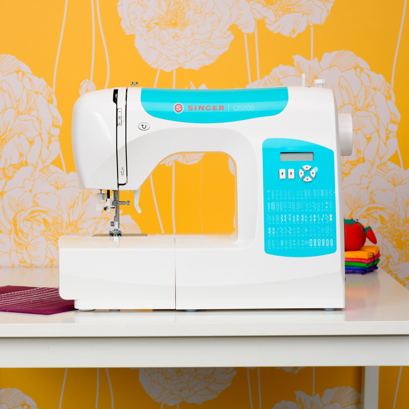 Machine à coudre Singer C 5205 TQ