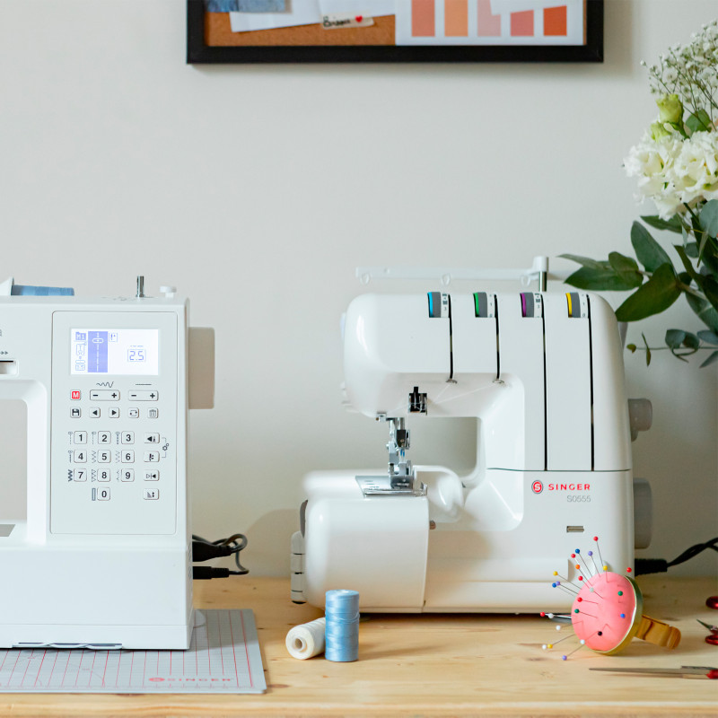 Surjeteuse Singer S0555